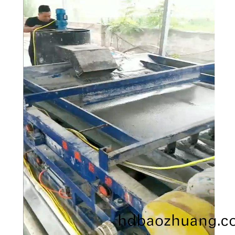 河北保(bao)定(ding)帶(dai)式壓(ya)濾(lv)機汚泥處理(li)