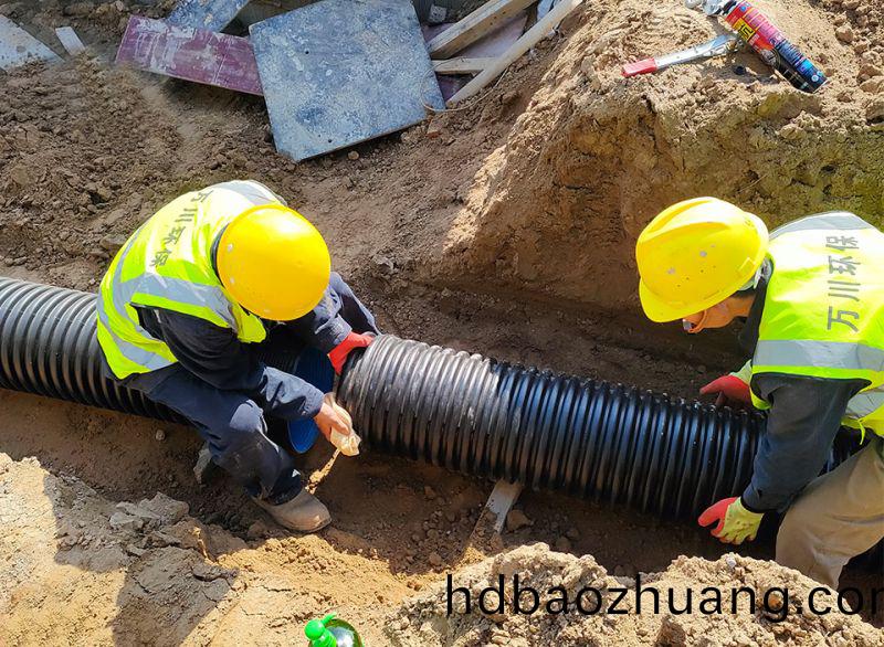 “五一”假期不停(ting)工(gong) 堅(jian)守一(yi)線(xian)保(bao)工期(qi) 緻(zhi)敬一線(xian)工(gong)作者